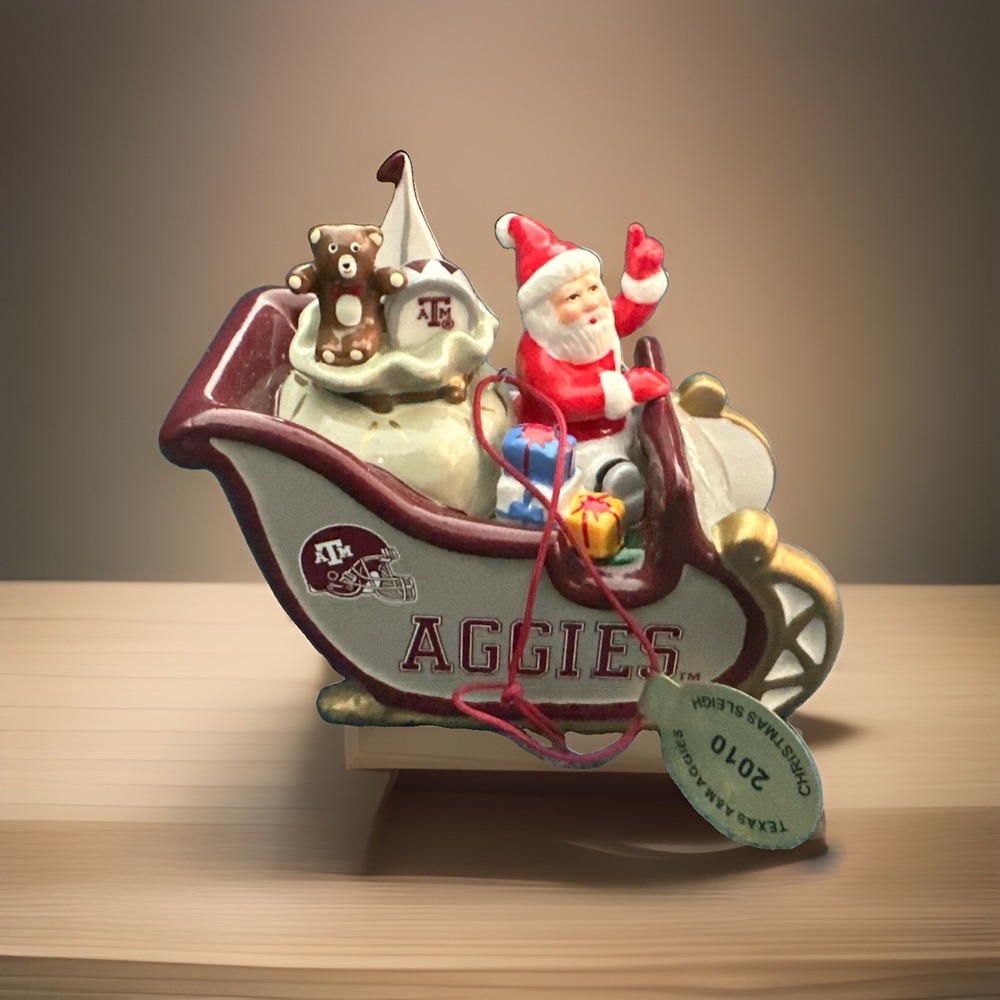 Texas A&M Aggies 2010 Santa Sleigh Danbury Mint Christmas Ornament
